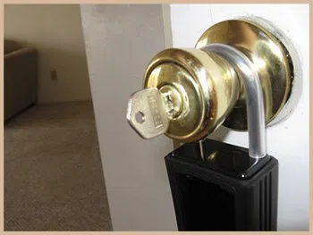 Elite Locksmith Services Mesa, AZ 480-809-9135 - 3-locksmith-key-service